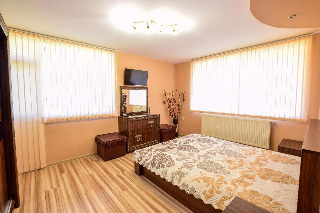 Mariana Apartment Pavel Banea Exterior foto