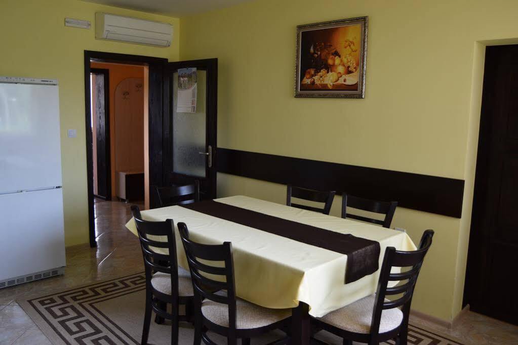 Mariana Apartment Pavel Banea Exterior foto